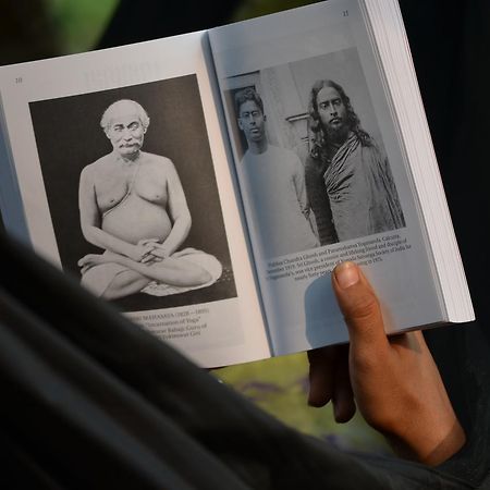 Rishis International Bijni Bagian luar foto